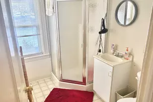 342 Center St, Manchester, CT 06040 - Photo 10