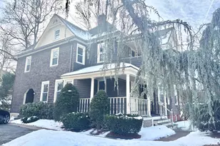 342 Center St, Manchester, CT 06040 - Photo 2