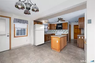 3 Sandra St, Bristol, CT 06010 - Photo 8