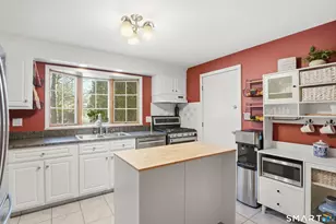 457 Curtiss St, Southington, CT 06489 - Photo 12