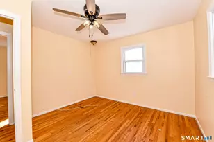 90 Mary Ellen Dr, Milford, CT 06460 - Photo 16