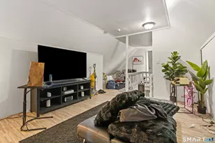 1036 Maplewood Ave, Bridgeport, CT 06605 - Photo 28