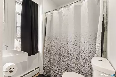 1036 Maplewood Avenue, Bridgeport, CT 06605 - Photo 24