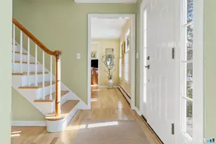 30 Pepperwood Ln, Branford, CT 06405 - Photo 2