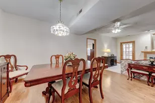 33 Langdon Ct, Berlin, CT 06037 - Photo 18