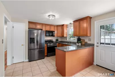 9 Gray Road, South Windsor, CT 06074 - Photo 8
