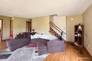 817 Woodtick Rd, Waterbury, CT 06705 - Photo 10