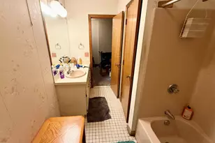 817 Woodtick Rd, Waterbury, CT 06705 - Photo 12