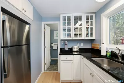 6 Indian Avenue, Danbury, CT 06811 - Photo 20