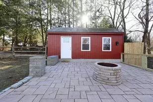 6 Indian Ave, Danbury, CT 06811 - Photo 8