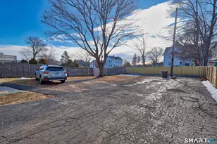 74 Mitchell St, New Britain, CT 06053 - Photo 12