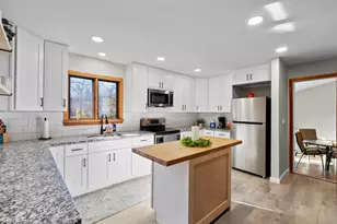 1 Burlington Rd, Farmington, CT 06085 - Photo 4