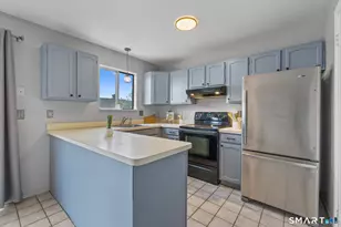 80 Country Ln, Vernon, CT 06066 - Photo 4