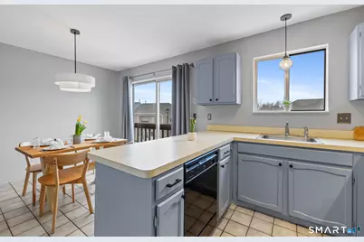 80 Country Lane #APT 20, Vernon, CT 06066 - Photo 6