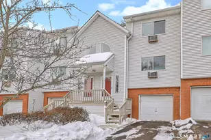 925 Oronoke Rd, Waterbury, CT 06708 - Photo 1