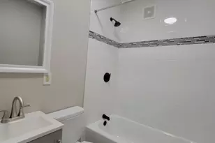 187 Hart St, New Britain, CT 06052 - Photo 10