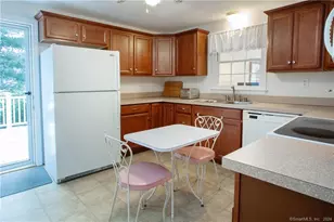 44 Alder Rd, Simsbury, CT 06070 - Photo 8