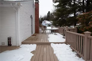 44 Alder Rd, Simsbury, CT 06070 - Photo 32