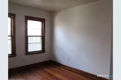 27 Blake Street, New Haven, CT 06511 - Photo 10