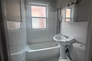 287 Dover St, Bridgeport, CT 06610 - Photo 10