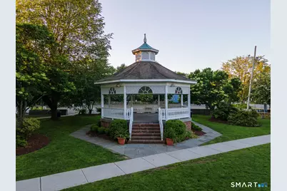 131 Beach Road #103, Fairfield, CT 06824 - Photo 26