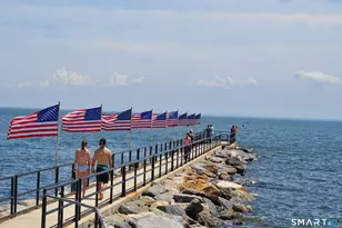 131 Beach Rd, Fairfield, CT 06824 - Photo 24