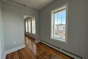 187 Bank St, New London, CT 06320 - Photo 4