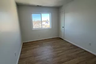 31 Stuart Ave, Norwalk, CT 06850 - Photo 4