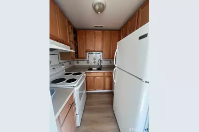 31 Stuart Avenue #APT 12, Norwalk, CT 06850 - Photo 12