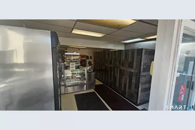 274 Central Avenue, Norwich, CT 06360 - Photo 2