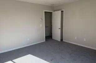 925 Oronoke Rd, Waterbury, CT 06708 - Photo 8