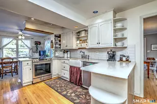 30 Landon St, Stratford, CT 06614 - Photo 10