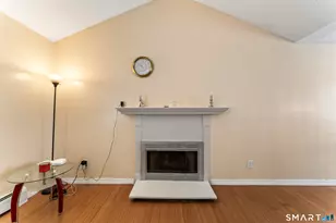 71 Sentinel Hill Rd, Derby, CT 06418 - Photo 6