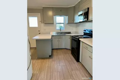 270 East Street, Plainville, CT 06062 - Photo 14