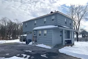 270 East St, Plainville, CT 06062 - Photo 2