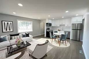 270R East St, Plainville, CT 06062 - Photo 4