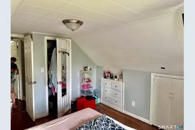 15 Edwards Street, Bridgeport, CT 06606 - Photo 6