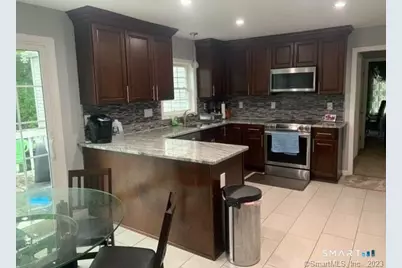 994 Bunker Hill Avenue, Waterbury, CT 06708 - Photo 12