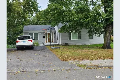 994 Bunker Hill Avenue, Waterbury, CT 06708 - Photo 4