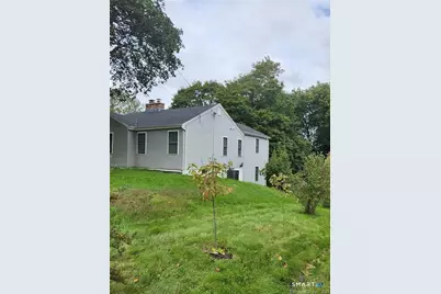 994 Bunker Hill Avenue, Waterbury, CT 06708 - Photo 2