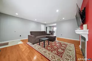 2289 Bedford St, Stamford, CT 06905 - Photo 4