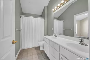 902 Sienna Dr, Danbury, CT 06810 - Photo 18