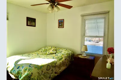 4 Beverly Drive, Ansonia, CT 06401 - Photo 10