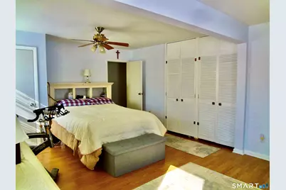 4 Beverly Drive, Ansonia, CT 06401 - Photo 10