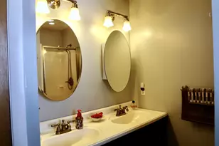 4 Beverly Dr, Ansonia, CT 06401 - Photo 12