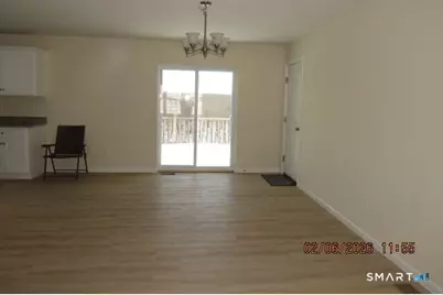 73 Warm Earth Road, Naugatuck, CT 06770 - Photo 4