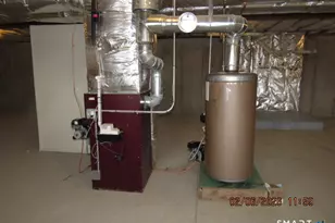 73 Warm Earth Rd, Naugatuck, CT 06770 - Photo 18