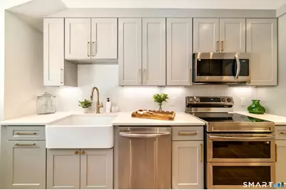 445 North Trail #A, Stratford, CT 06614 - Photo 6