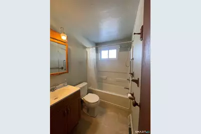 4 Marshall Drive, Enfield, CT 06082 - Photo 8