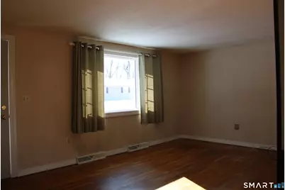 4 Marshall Drive, Enfield, CT 06082 - Photo 10